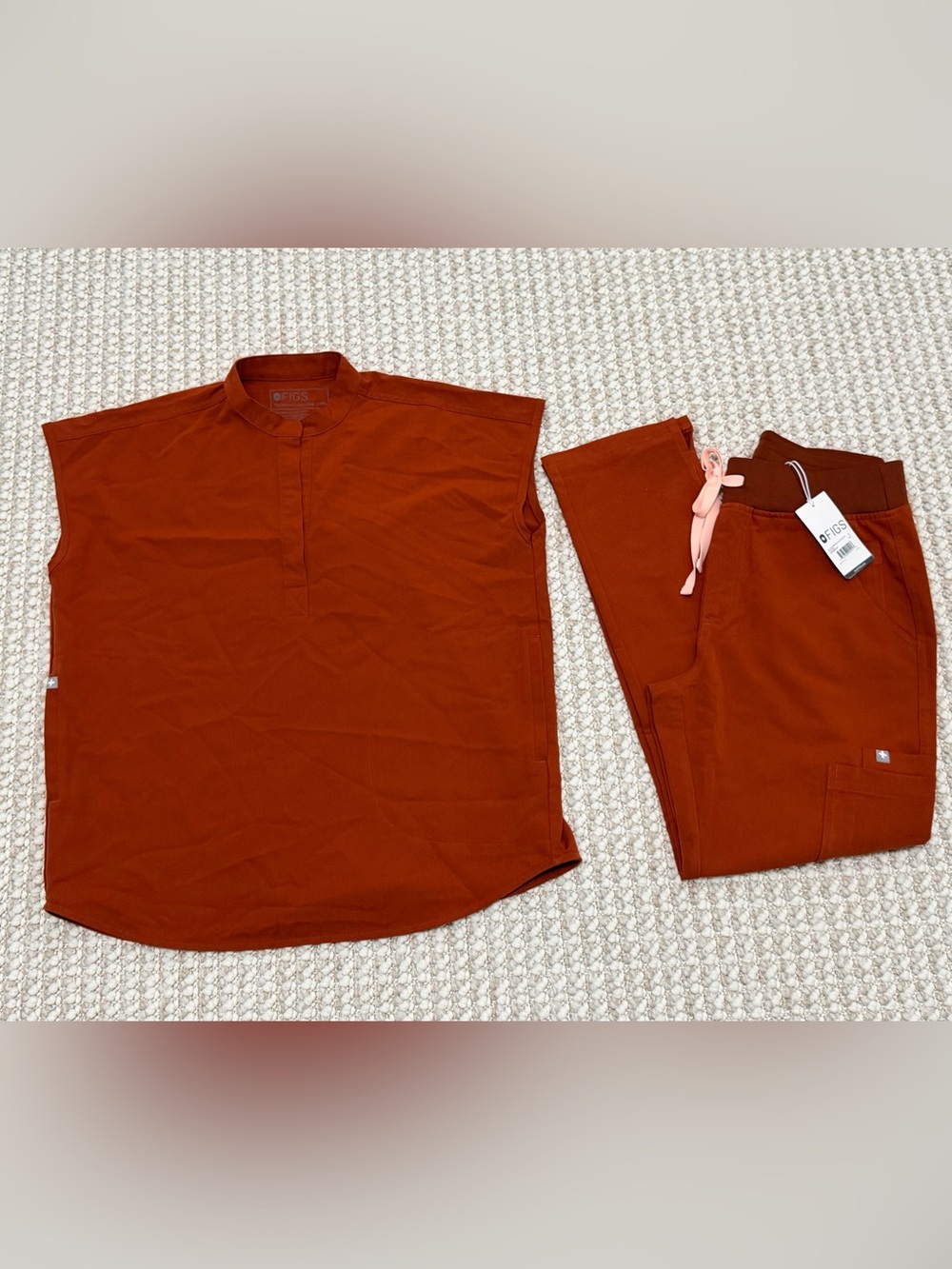FIGS Auburn scrub set Rafaela top Yola pants XXS/XS NEW